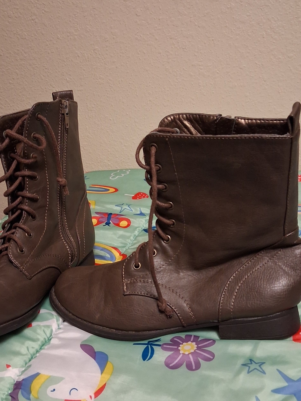 Brown Lace-Up Combat Boots 6 260832
